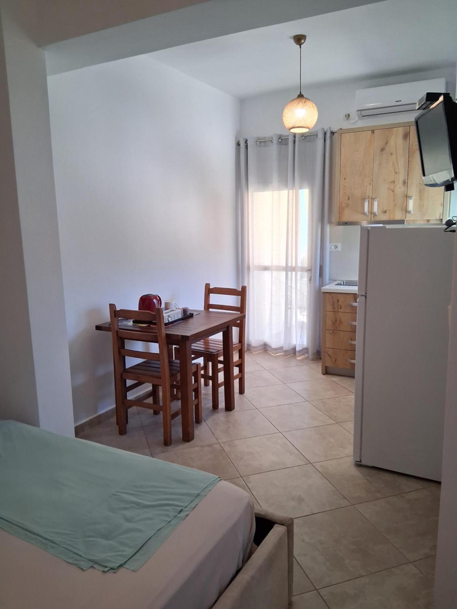 Rooms With View Himare Rom bilde